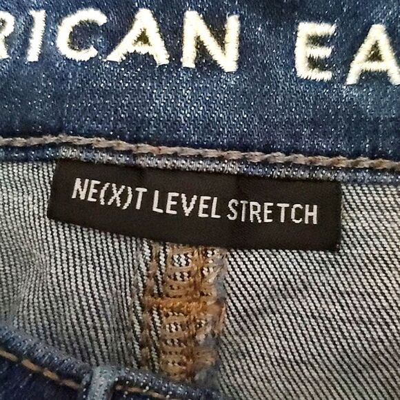 American Eagle Next Level Stretch Hi-Rise Shortie Frayed Distressed Denim Shorts - Picture 12 of 13